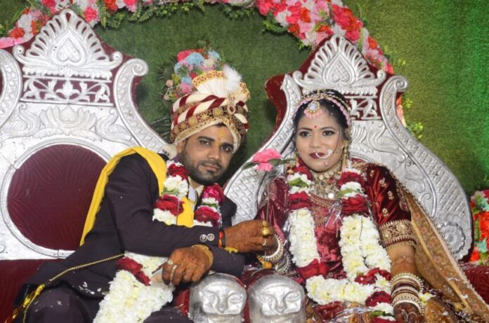 LOOTERI DULHAN : प्यार, शादी और धोखा: दुल्हन ने रची साजिश, 17 दिन बाद जेवरात और नकदी लेकर फरार